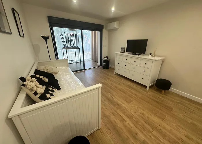 Studio Avec Parking Prive, Plage Et Centre A Pied 1