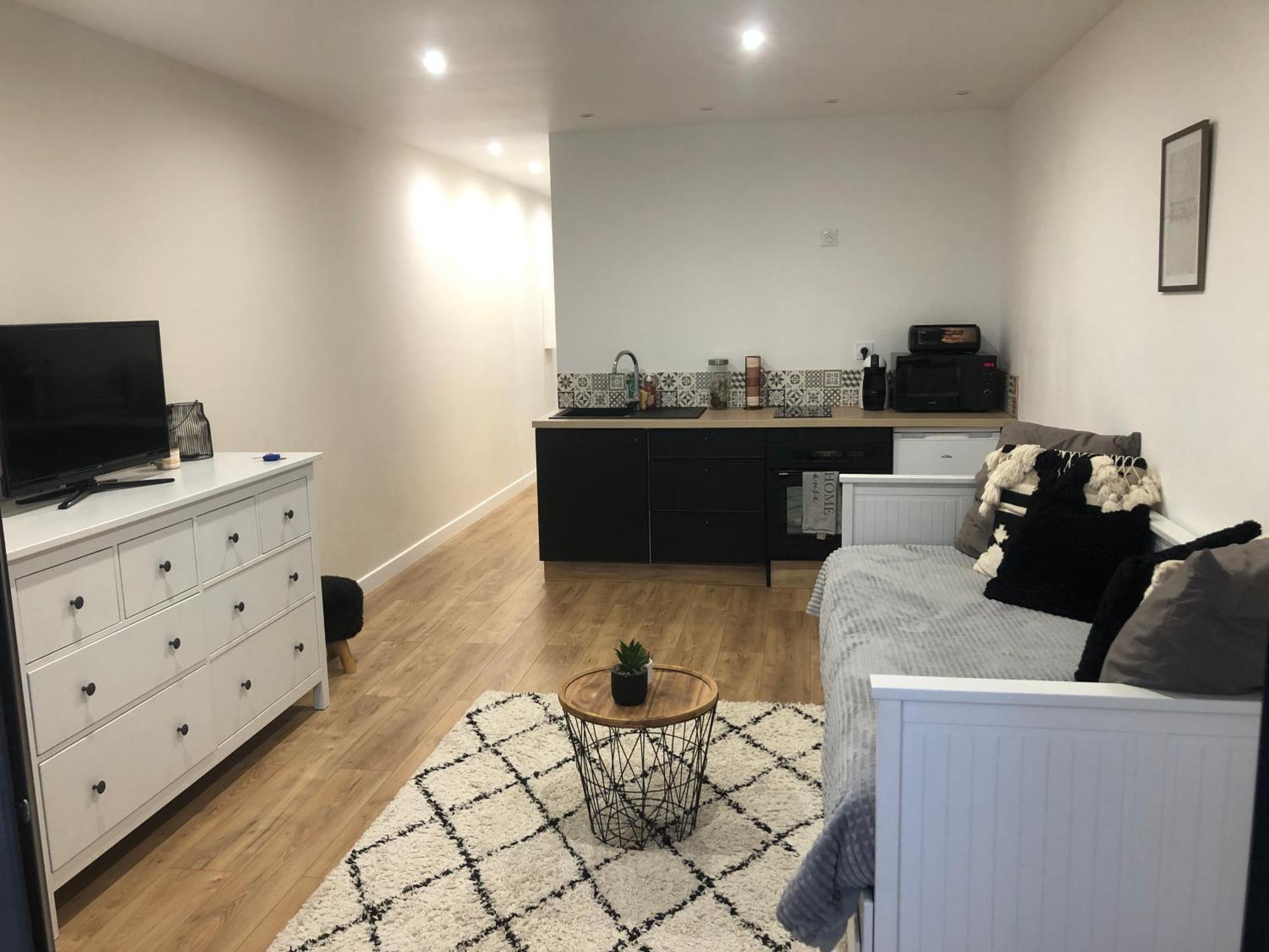 Studio Avec Parking Prive, Plage Et Centre A Pied 1 Apartment